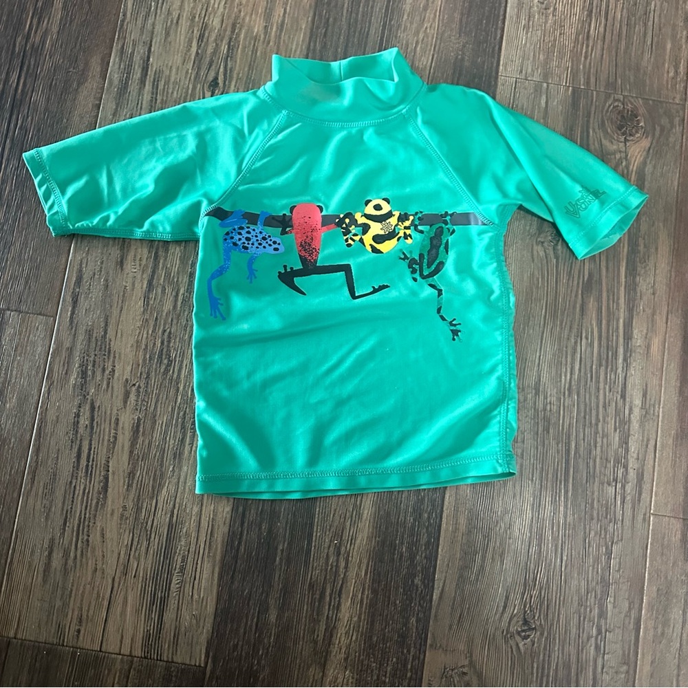 UV SKINZ green frogs boys UV protection rash guard shirt swim size 7 UPF 50